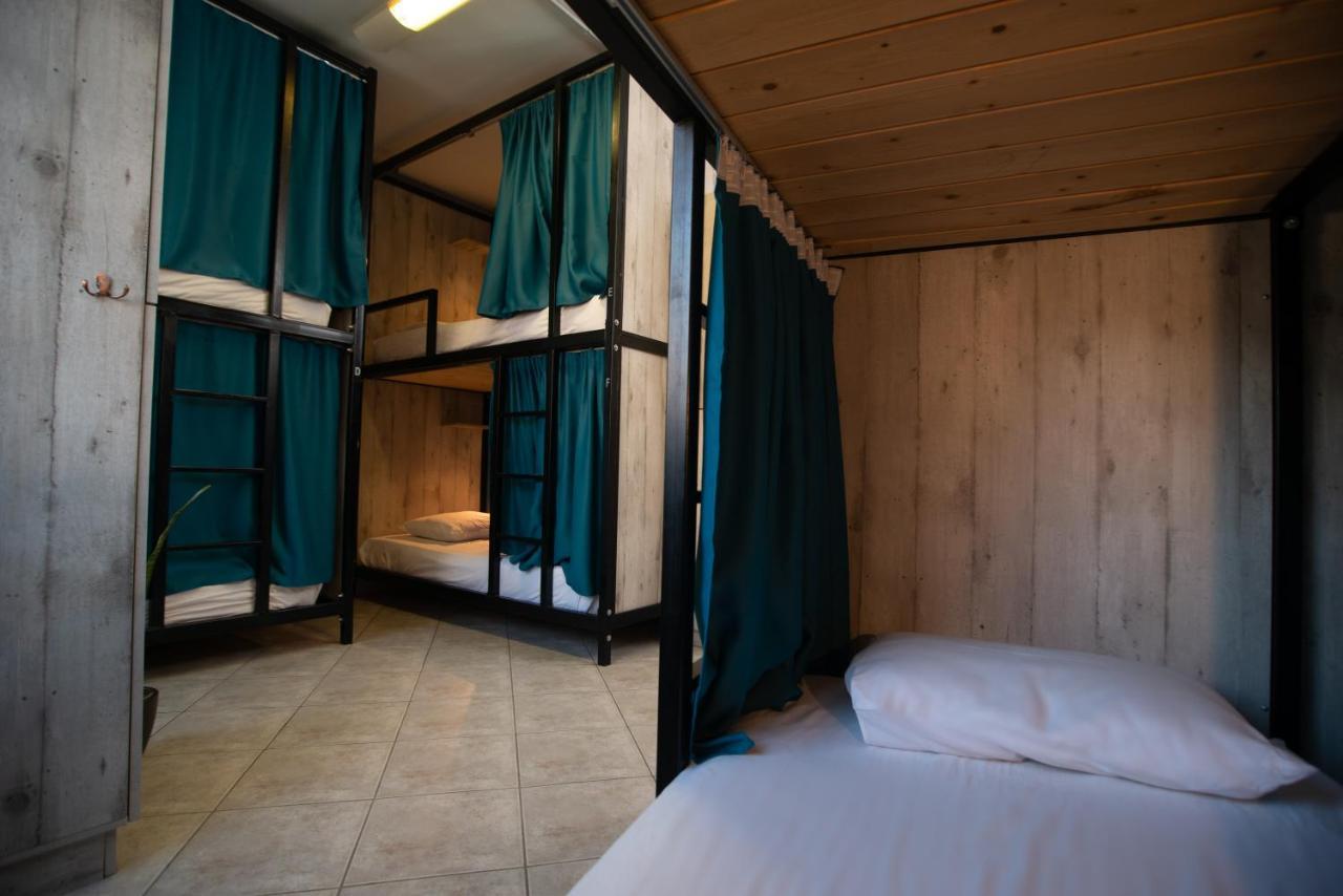 Hostel Bedway