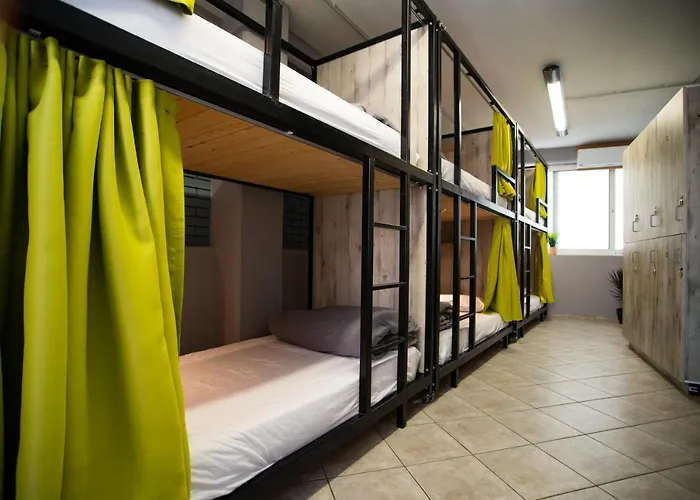 Bedway Athens Hostel