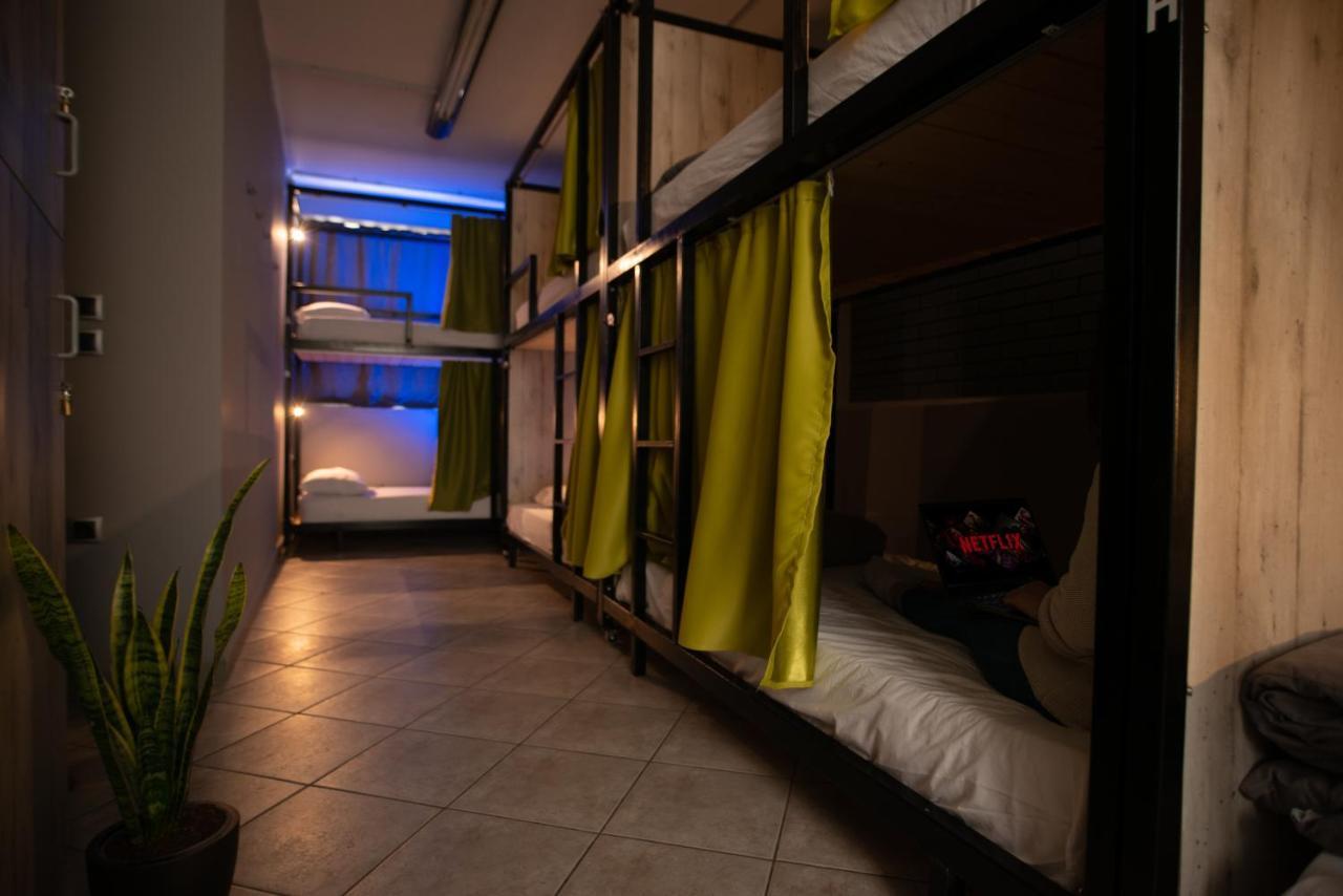 Bedway Hostel *